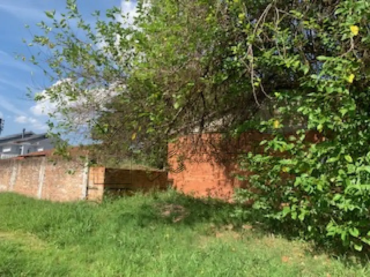 LOTE 001 - IMÓVEL RESIDENCIAL CINCO COLONIAS MATRÍCULA 20.472