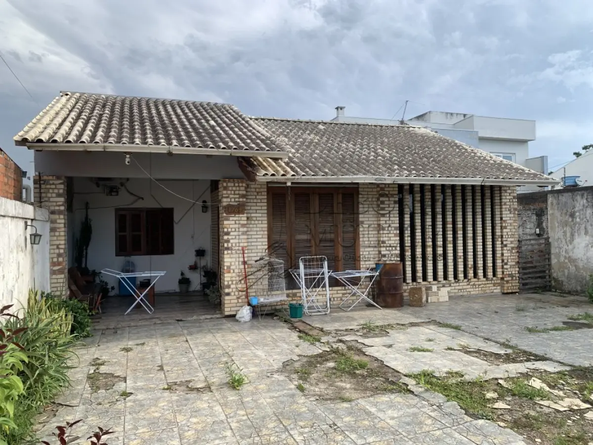 LOTE 001 - CASA  Matrícula sob nº 23.321