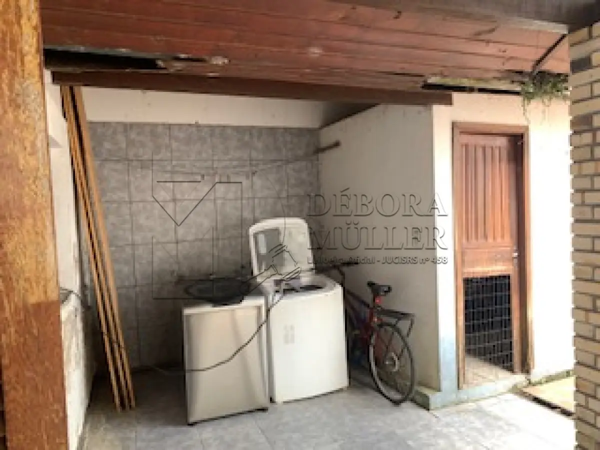 LOTE 001 - CASA  Matrícula sob nº 23.321